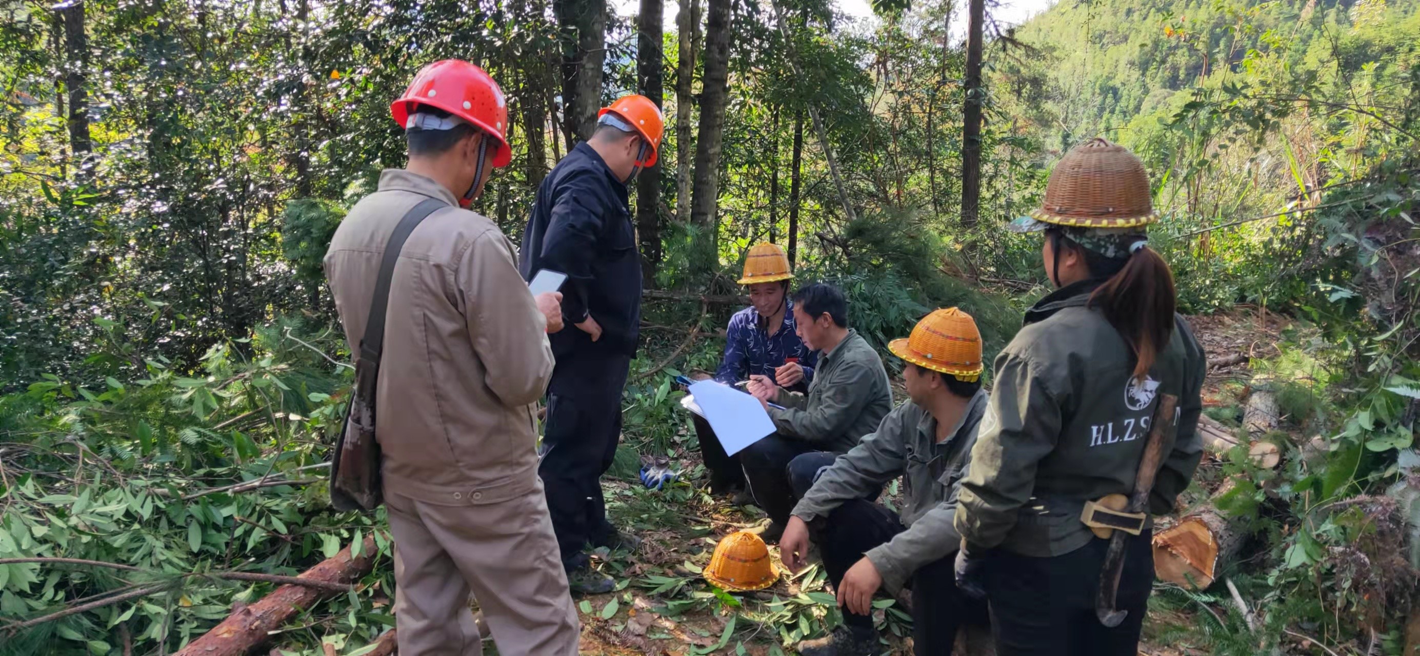 筑牢安全防線(xiàn),守護(hù)一方平安 ——將溪分公司安全生產(chǎn)工作紀(jì)實(shí) 筑牢安全防線(xiàn),守護(hù)一方平安 ——將溪分公司安全生產(chǎn)工作紀(jì)實(shí)